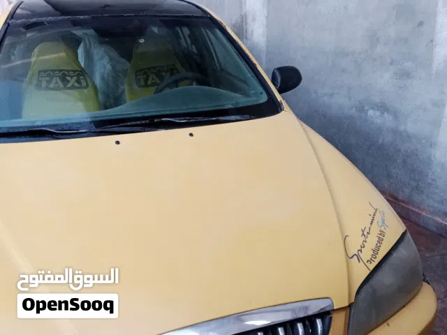 2002 هيونداي افانتي Standard