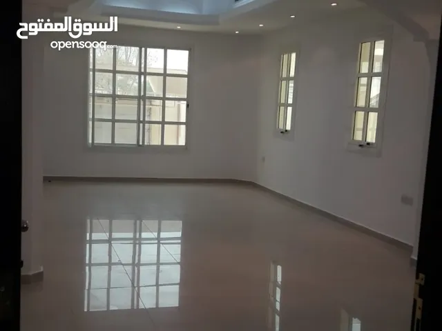 500 m2 More than 6 bedrooms Villa for Rent in Abu Dhabi Khalifa City