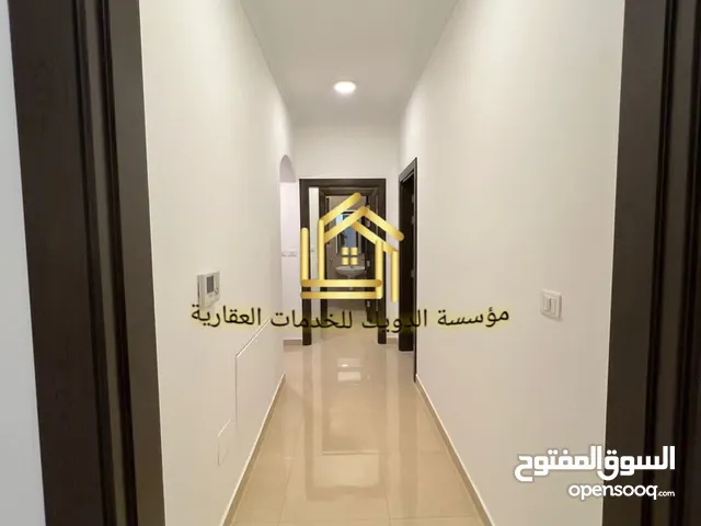 350m2 3 Bedrooms Apartments for Rent in Amman Um El Summaq