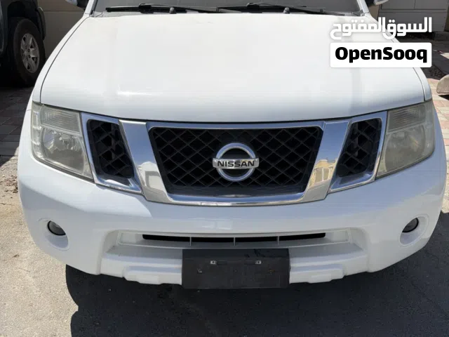 2011 Nissan Pathfinder Standard