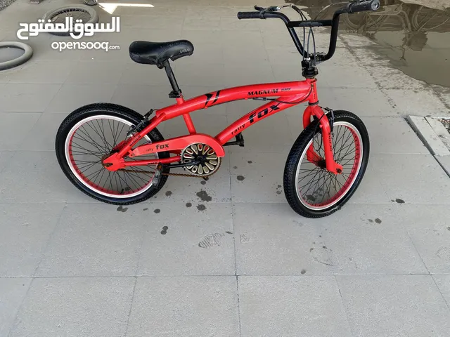 دراجة هوائية ( سيكل ) احمر وسط قابل للتفاوض 300