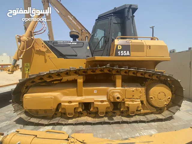 Komatsu D 155A Bull Dozer 2002 for sale جرافة كوماتسو D 155A موديل 2002 للبيع