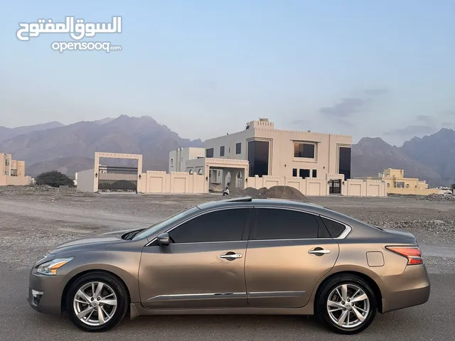 Used Nissan Altima in Al Batinah