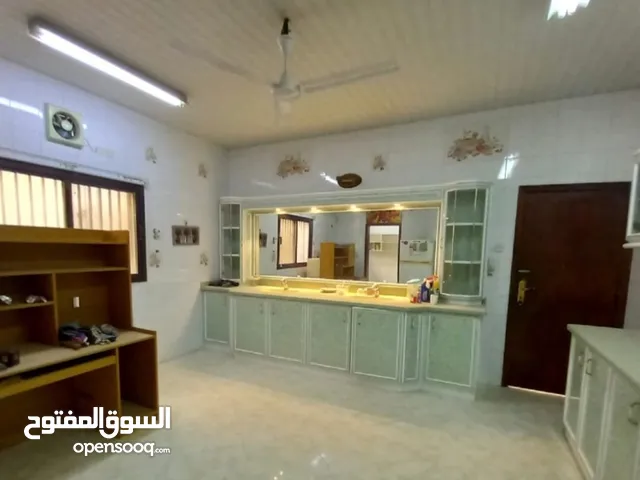 490 m2 More than 6 bedrooms Villa for Sale in Muharraq Arad