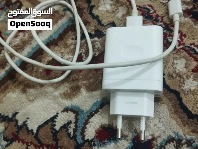 شاحن للبيع