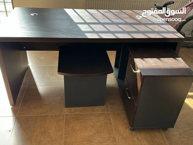 اثاث مكتبي للبيع