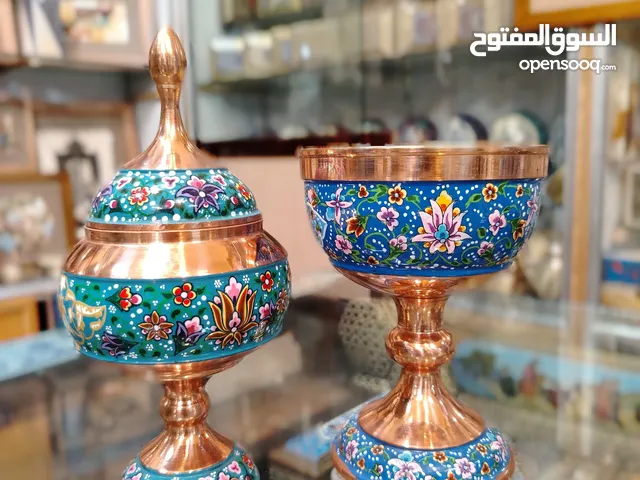 الأوعیة المطلیة بالفیروز، رمز الفن الإيراني الأصیل