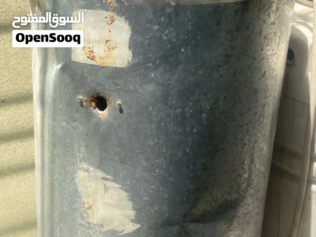 سخان ماء مستعمل شغال سعته 120لتر