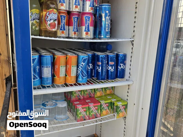ثلاجة ببسي  حجم متوسط باب واحد للبيع