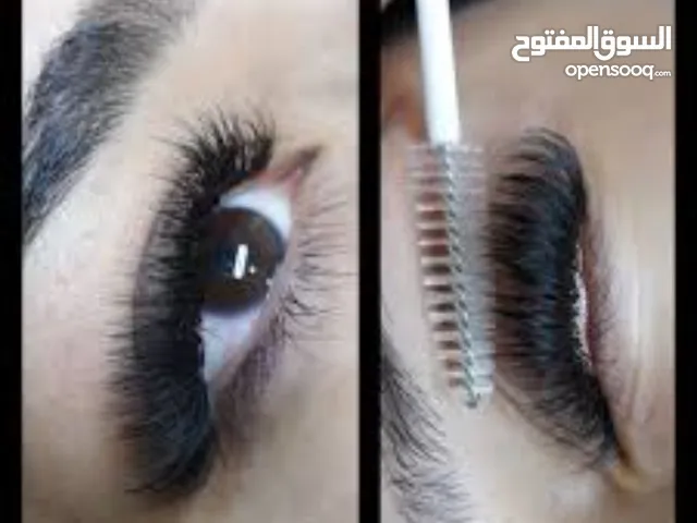 تركيب  رموش دائمة