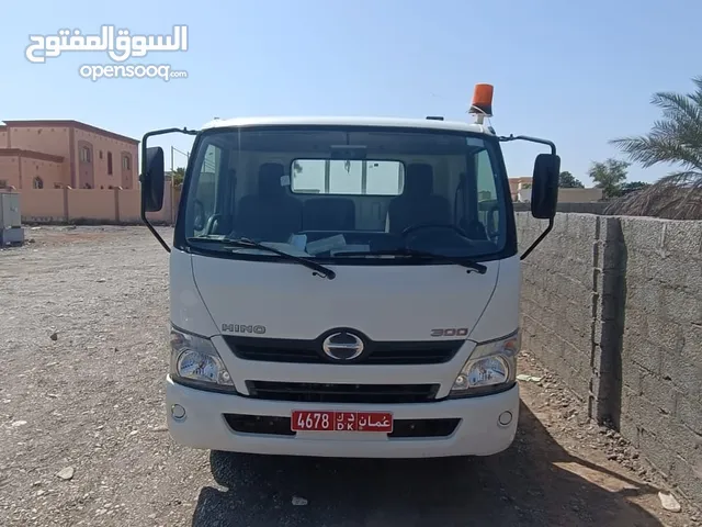 هينو شاحنة