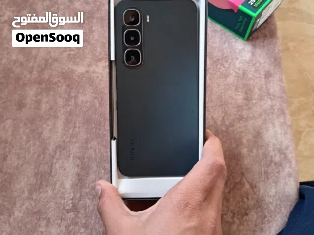 للبيع Infinix Hot 60i نظيف جداً  256GB/16RAM  مع كامل ملحقاته