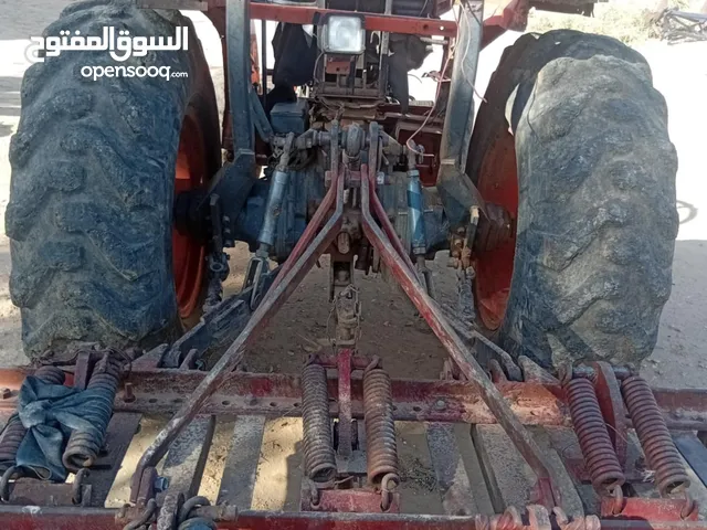 تراكتور كابوتا مرخص سنه موديل 2005 جاهز للشغل