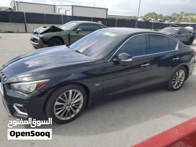 Infiniti Q50 pure