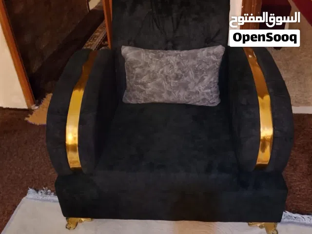 طقم كنت صلاة على نبي جديد ولا خدشه لون رمادي واسود وعليه ذهبي