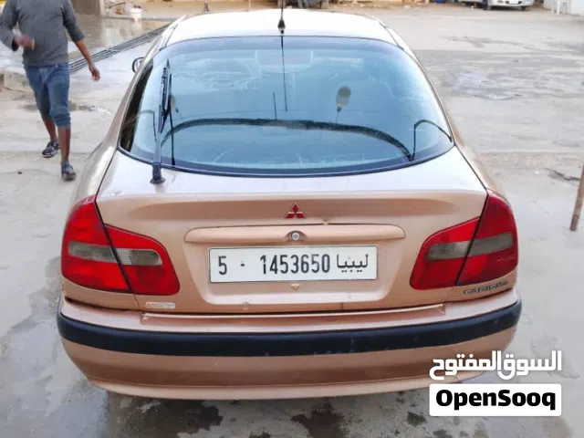 2000 ميتسوبيشي كاريزما