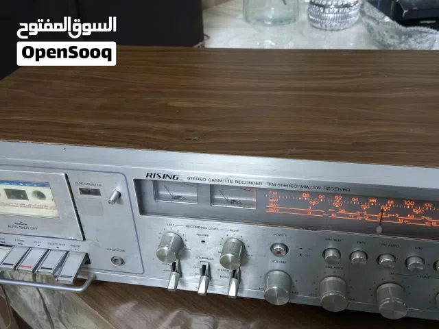 0 جهاز قديم راديو ومسجل كهربائي للبيع