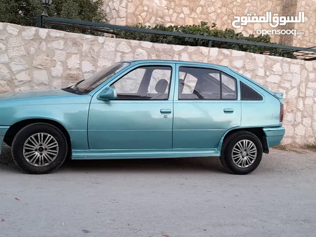 Opel Kadett 1990 in Mafraq