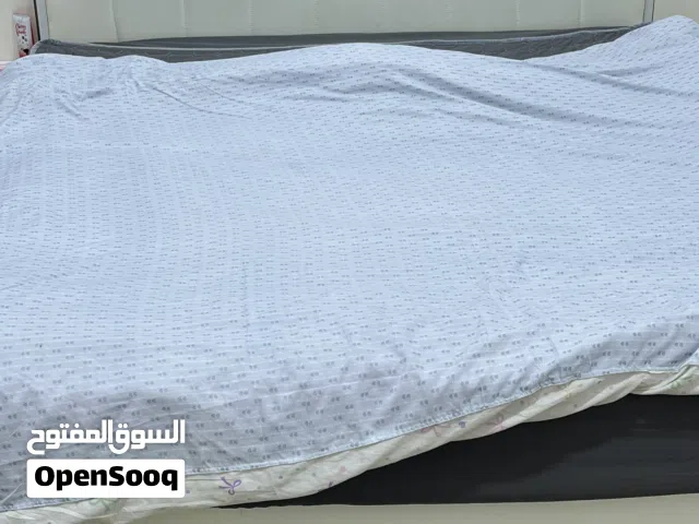 السلام عليكم هاي جرباية استعمال قليل جدا اقل من 3 اشهر جديده بعدها اريدتها ب 310 وسعر قابل لتفاوض