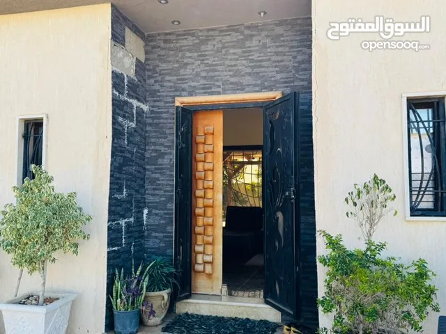 2 Bedrooms Farms for Sale in Tripoli Wadi Al-Rabi