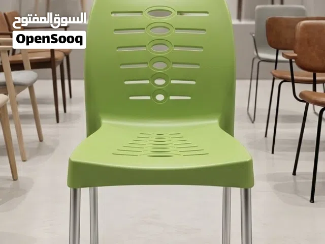 كراسي بلاستيك