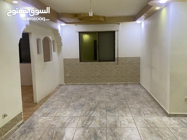 240 m2 More than 6 bedrooms Apartments for Rent in Irbid Al Hay Al Sharqy