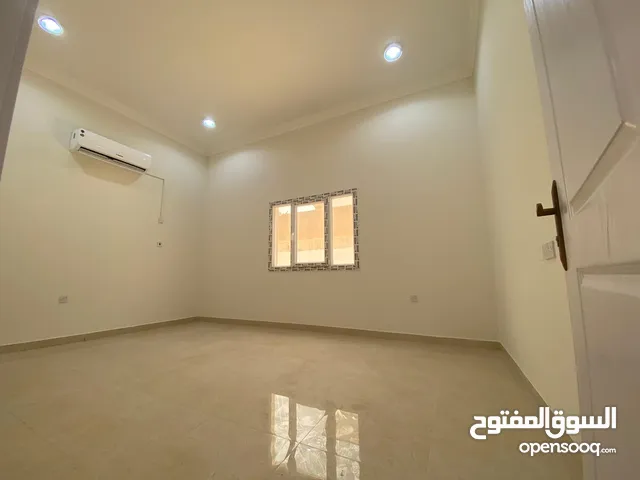 غرفة وصالة للإيجار في عين خالد