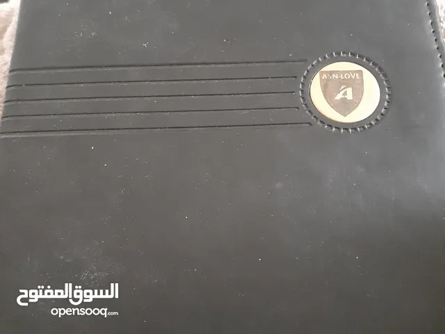 للبيع حافضت تابلت بمقاس 9.6 انش اللون اسود