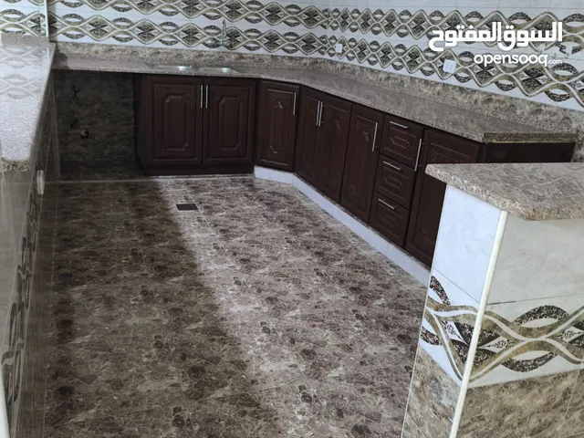180 m2 4 Bedrooms Townhouse for Rent in Madaba Juraynah