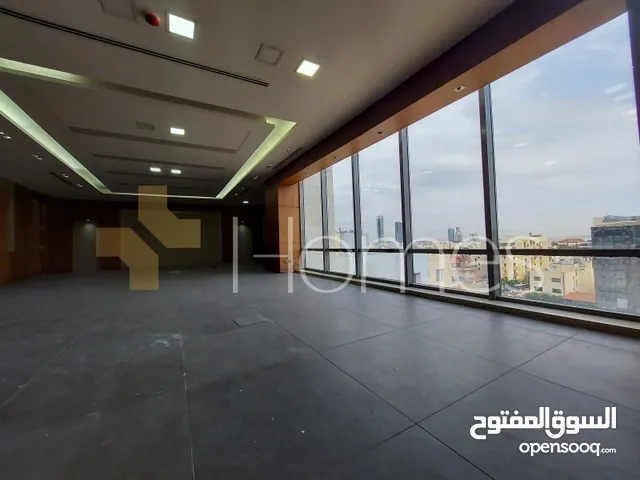 مكتب طابقي طابق رابع للايجار في زهران بمساحة بناء 387م
