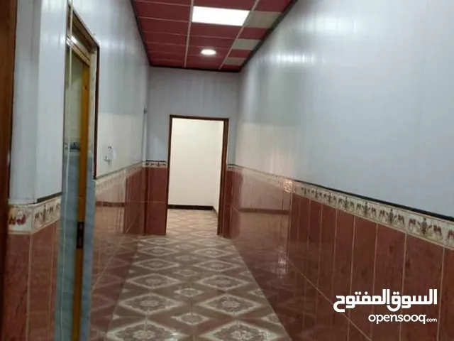 110 m2 2 Bedrooms Apartments for Rent in Basra Hakemeia
