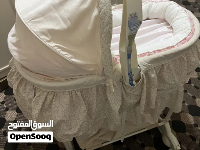 اغراض اطفال مستعمل خفيف ونضيف