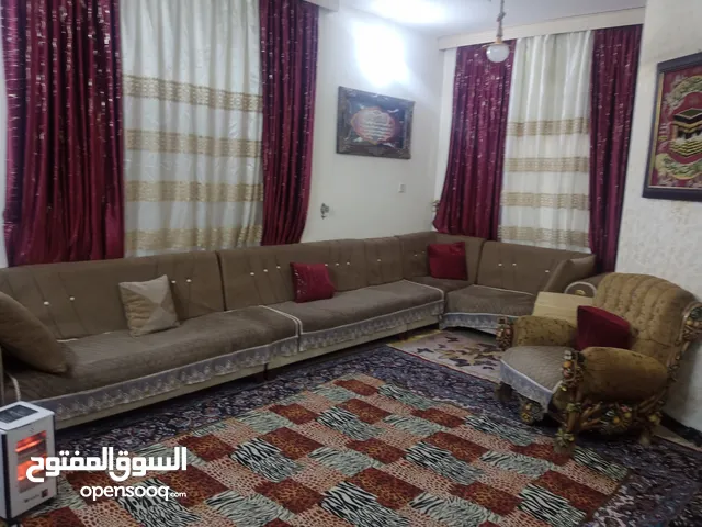 200 m2 4 Bedrooms Townhouse for Sale in Baghdad Hosseinia