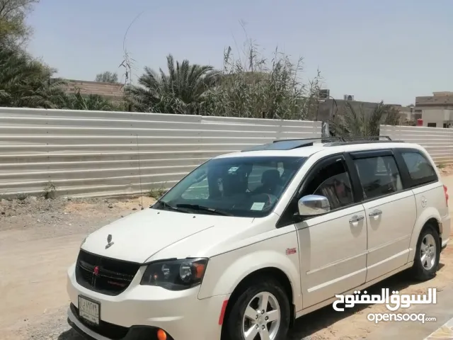 السلام عليكم للبيع دوج كرفان 2012 رقم بغداد بسمي تحويل ثاني يوم مواصفاته بيبان وصندوق كهرباء