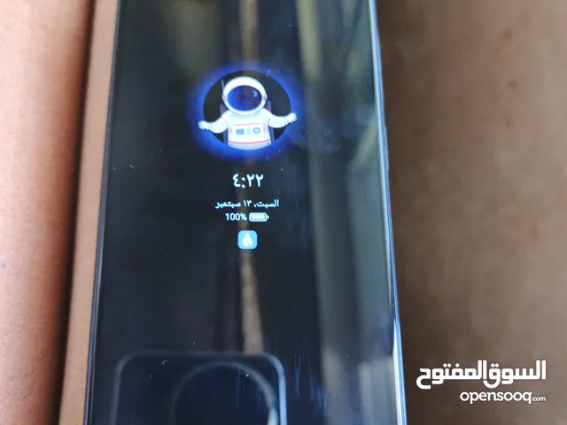 Xiaomi 12 Pro 256 GB in Ramallah and Al-Bireh
