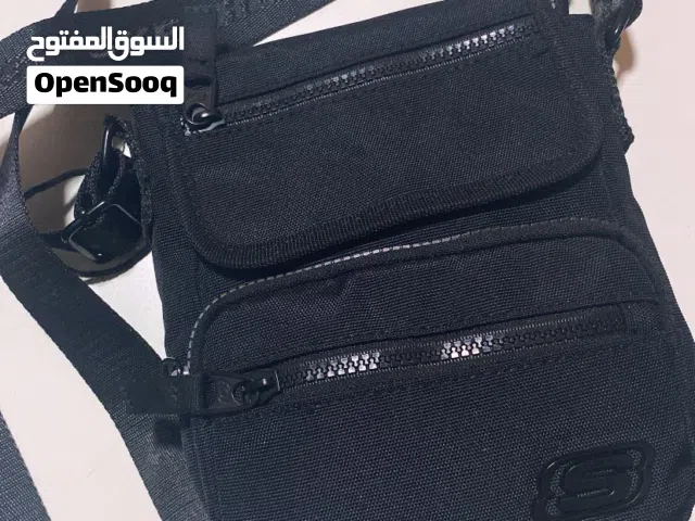 شنته سكيتشرز شبه جديده