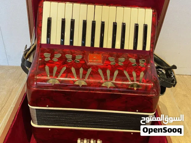 اكورديون للبيع
