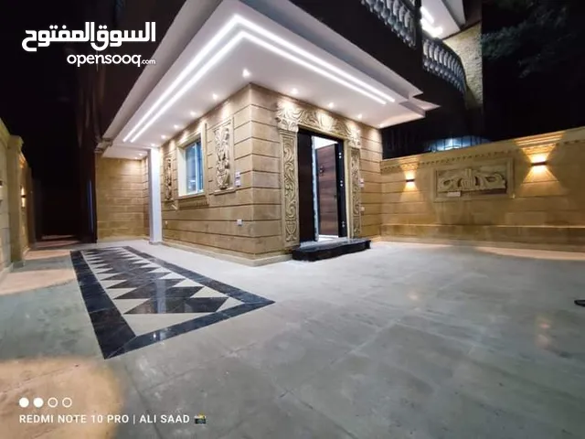 300 m2 4 Bedrooms Villa for Sale in Giza Hadayek al-Ahram