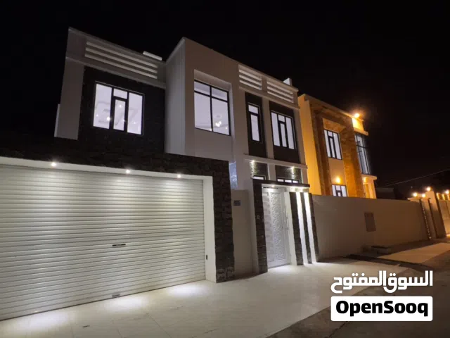 فيلا راقيه للبيع الحيل الشمالية