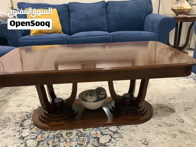 طاولة وسط و جنب