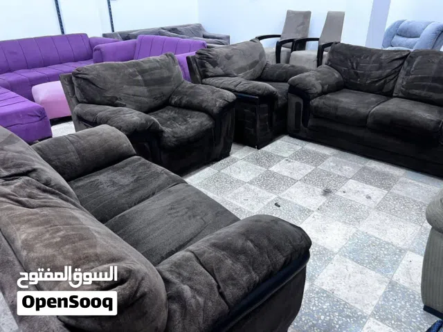 اطقم كنب تفصيل خشب سويد بحالة منتازه جدا