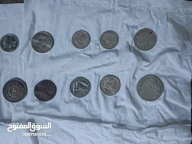 قطع نقدية قديمة و قريبة من الأثرية للبيع في عمان الهاشمي الشمالي
