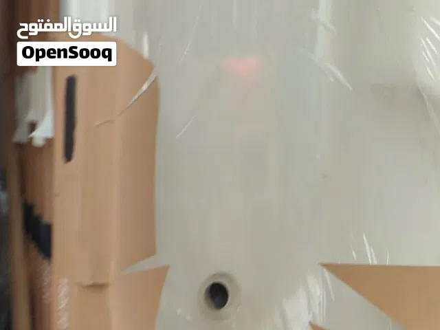 السلام عليكم  للبيع عرض  بانيو صناعة بلغاريا
