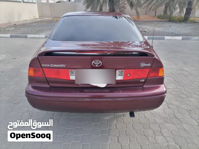 TOYOT 2001