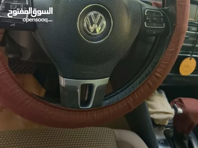 للبيع: فولكسفاغن جولف MK6 موديل 2011