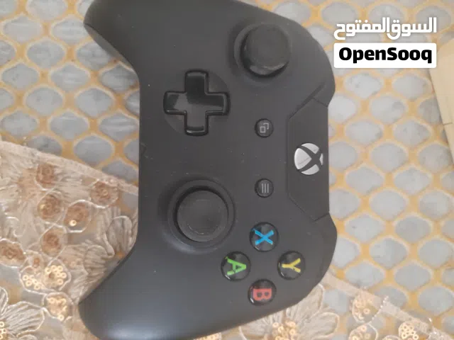 يد اكس بوكس ون الاصليه بحاله جيده للبيع