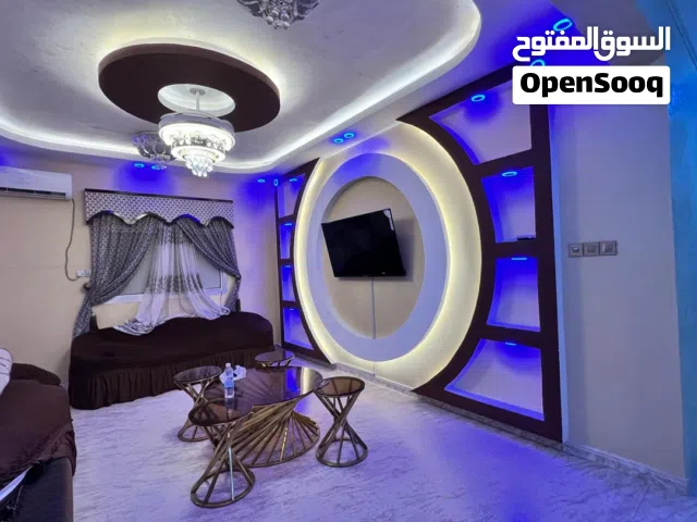 شقة مفروشة لوكس للايجار في مدينة انماء 4 غرف