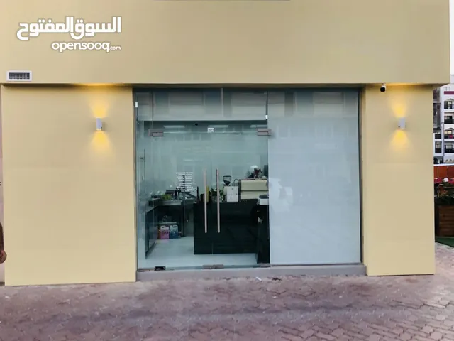 محل لبيع في المرور (تنكر الماي) بالقرب من شارع الرئيسي