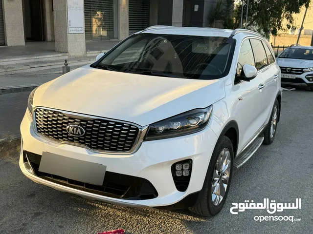 كيا سورنتو 2018 للبيع بحالة ممتازة
