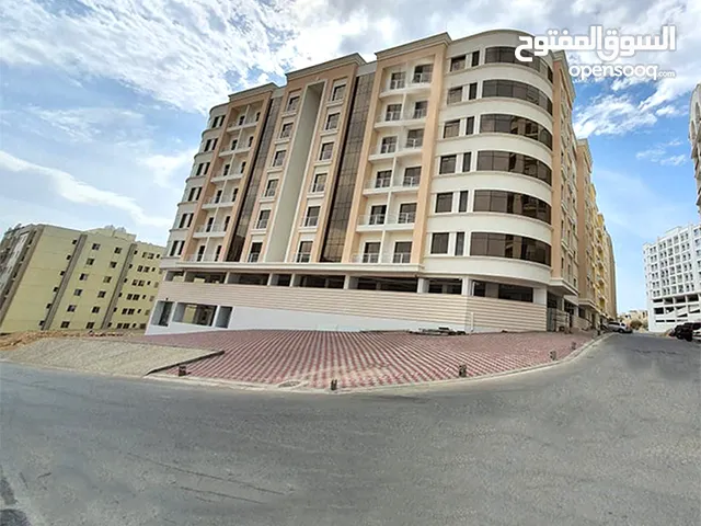 180 m2 4 Bedrooms Apartments for Sale in Muscat Qurm